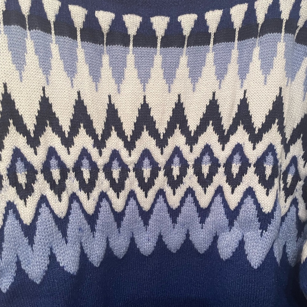 Women’s sweater - Picture 2 of 5
